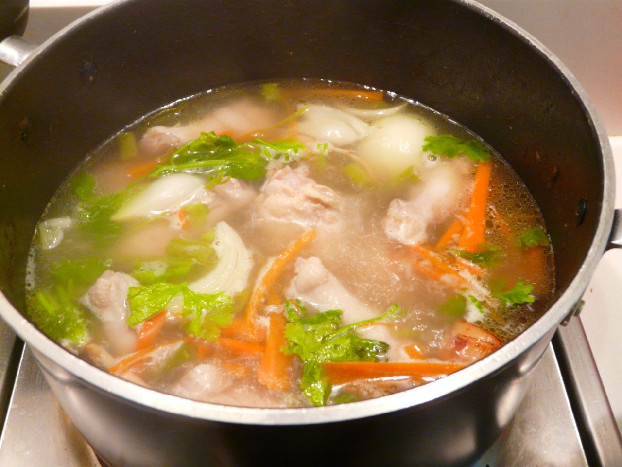 Khao Tom Reissuppe mit Ingwer thailändische Frühstückssuppe.